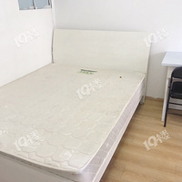 ��������������ɫ���ϵ������̨