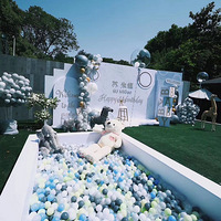 ����������