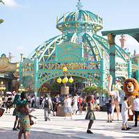 ���˶���ɽˮ��԰��������ʢ����Ϯ�����οͿ���������Ȥ