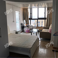 ����������������ﳯ��һ�Ҷ���������ȫ����̨����ʱ����