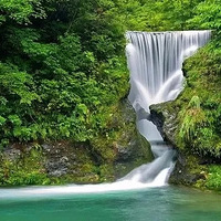 ��ɽ����뾰��