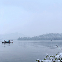 ���ݡ�����ѩ��