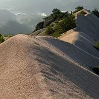 10. 13�����գ���ɽɳĮ���棬̽������������������ɽͽ����