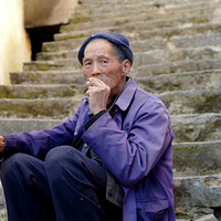 �������Ĵ�ɽ�