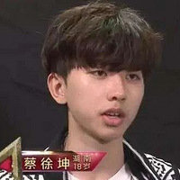 �Ȱ�����·͸��ͼ�����죬��һЦ�ͱ�¶���������Ψһ�����Ĳ�λ