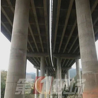 ���ٶ³���3����ͬһ��������60�׸ߴ�׹������...���ڳ���