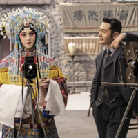 ���ޱ߲��Ǻ��ĺ졷���ˣ��������ľ硹��Ȼ�����а���