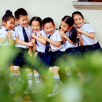 19¥��С����ǣ�����С���һ��ȥ�ı�ҵ΢��Ӱ����