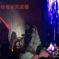 ��Ů���Ļ����ϣ�ĳ���״��Ŷ���A�ε��·�����������ֱ���ж���