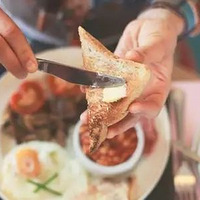 ��������֮��ײ�����Ƕ���Ů����������������һ��������