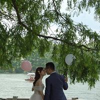 �������ֽ����ݹ��¡�--�����ں��ݵ���.......