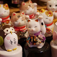 ��һ���г�����Ȼ����ʻ�����ϸ����ͣ�