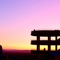 ��˵�е����µ�һ̲����Ȼ��任��ɫ��