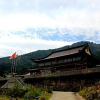 �⴦ǧ��ɽ��������ս�Ե�������������ɺԵĸ�Ȫ���˳ơ�������