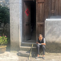 �Ͽ����£�鷴��Թ�ʥ���磬����˼��������