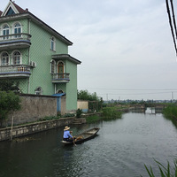 �����ڼ��ſ�ת��ϣ���и����õ�ͯ��