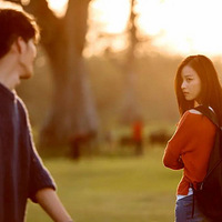 �����ڵ�Ӱ����۾�ȥ�ִ�Ų������˵�Զ��