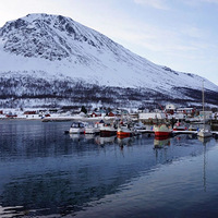 �����ο����Ϻ����ˣ���������������ů��С˲��