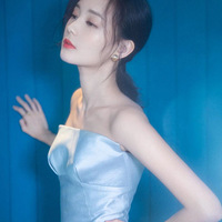 ����9�����Ů���ǣ�����ֱ��Ů��Ȼ��ȫ�����ǲ�ס������