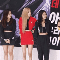 ����˵���������ݣ�תͷӵ��������Ů�ţ���������ñ����ӣ�