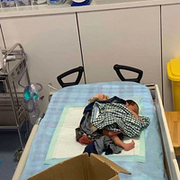 ���ۣ���ҹСС������������Ͱ��ֽ���������ĸ�����