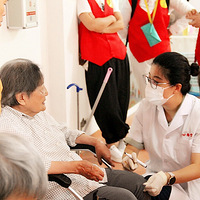 �������������������ذ����˽����С�Ϊ������������Ժ�����ͽ���