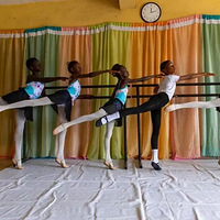 11��ƶ����к������ٱ��죬��ŦԼ��������¼ȡ