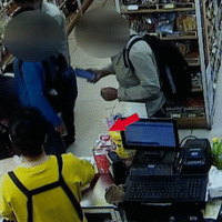 �����ں��ݳ�վ��վ�����������¡����������ߣ�