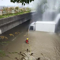 ����֮��·һ��������Ǯ������ڣ�������Ԯ