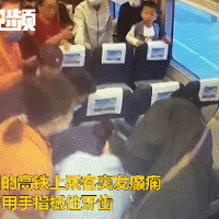 �غ��ݵĶ����ϣ�����С�ﾹȻ����ָ����˿�����