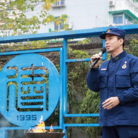 ��ע����  �������ϡ����ǽ�����ѧ12�½�����ɢ����