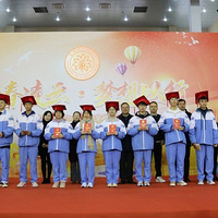 ������ĵ�6570�� | ��ʮ���С��ഺ���ơ��������С�����