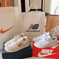 ����һ��������˶�Ʒ�Ƶ��ջ��·�Ь�Ӷ���