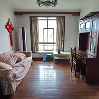 �������ĳ��⣬С���������ţ����»�԰����һ����5300
