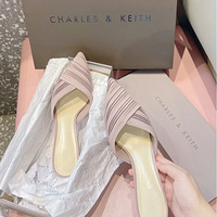 ��ô�ÿ��ĵ�Ь����ȷ�������ˣ�����ɫҲ̫�ɶ�����