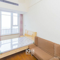 �����ס