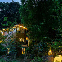 �Ҳ����㣬�Լ�һ���˶㵽ɽ��