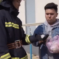 ���������ˡ������ˣ�����ѽ���߷��ڣ��������ж������С�