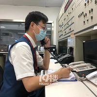 ä�˶����ں�����������ȫ�̾���ͨ���裬��ô�����ģ�