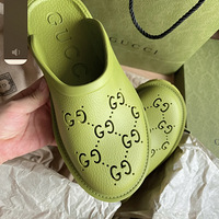 ���Ȼ��Gucci ������Ь���������⣬���Ǻܺÿ�
