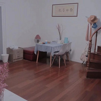 ��ס����ʩ�һ�԰����300�������������Ļ��㳡��Ů������