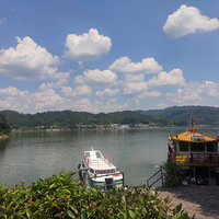 ���ֳ��ѻ᣺������ɫ֮���Լ��α���֮��