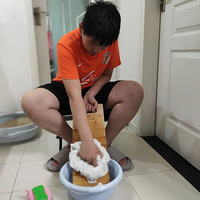 ��������ҵ̫�ر�һ���и�ѧ�������°�ϴ�£����ѳ���