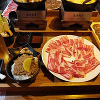 ֪�������ŵ���������ʨ��ͷ������������£���ҹ���˼���