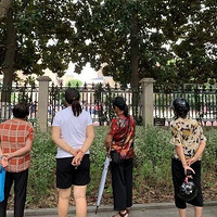 ��ѧУ�κ��йܴ�98% ����ѧ���ˣ��ҳ��п������ˣ�У�ſڸ�