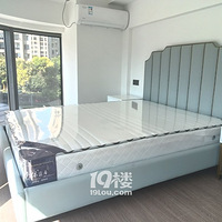 ����ֱ�⣬1/4�ŵ����߻𳵶�վ���������ڸ���100��