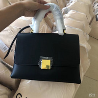 ���������Ů��