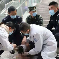 ���ݶ�վһ�ÿ�ͻ��������̨���Ϲ��䣬���Ƿɱ��������ˡ���