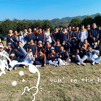 Ұ������ɫ�����С����ߣ�����ȥ���Σ�