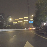 我觉得杭州交警不应该抓非机走机动车道。